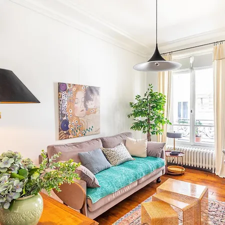 Guestready - Stylish Apt Near Luxembourg Gardens Appartamento Parigi